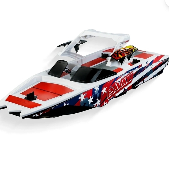 Hyper Toy Company Pavati 2.0 RC Boat, Stars & Stripes, 1:18 Scale with Remote - Picture 6 of 9